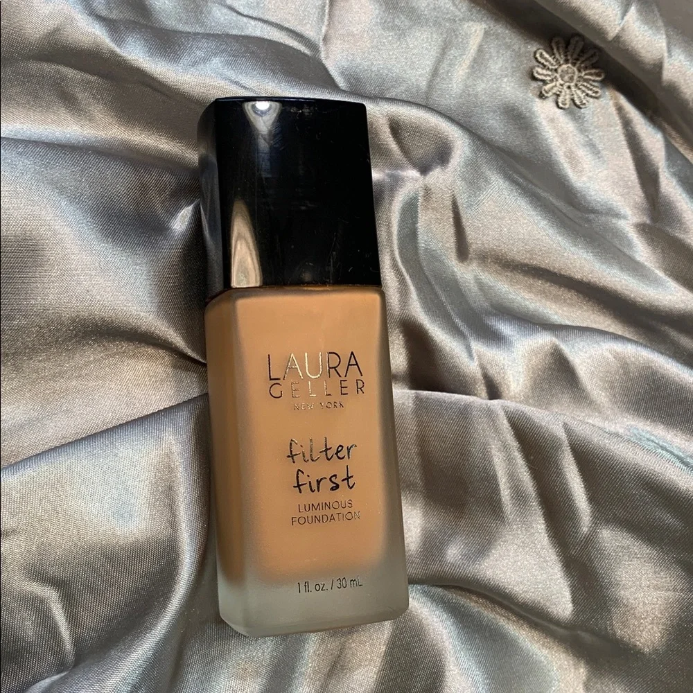 🌹Laura Geller Filter First Luminous Foundation - COGNAC Warm Tan Shade